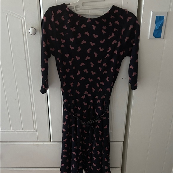 Unique Vintage Brand Black Dress with Pink Hearts and matching belt/EUC/Zipper - Picture 2 of 5